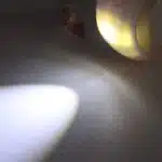 Laisse pour chiens rétractable lumineuse LED 5m