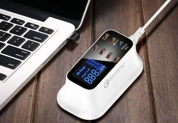 Chargeur Rapide USB 8 Ports 3.0 Affichage LCD 12